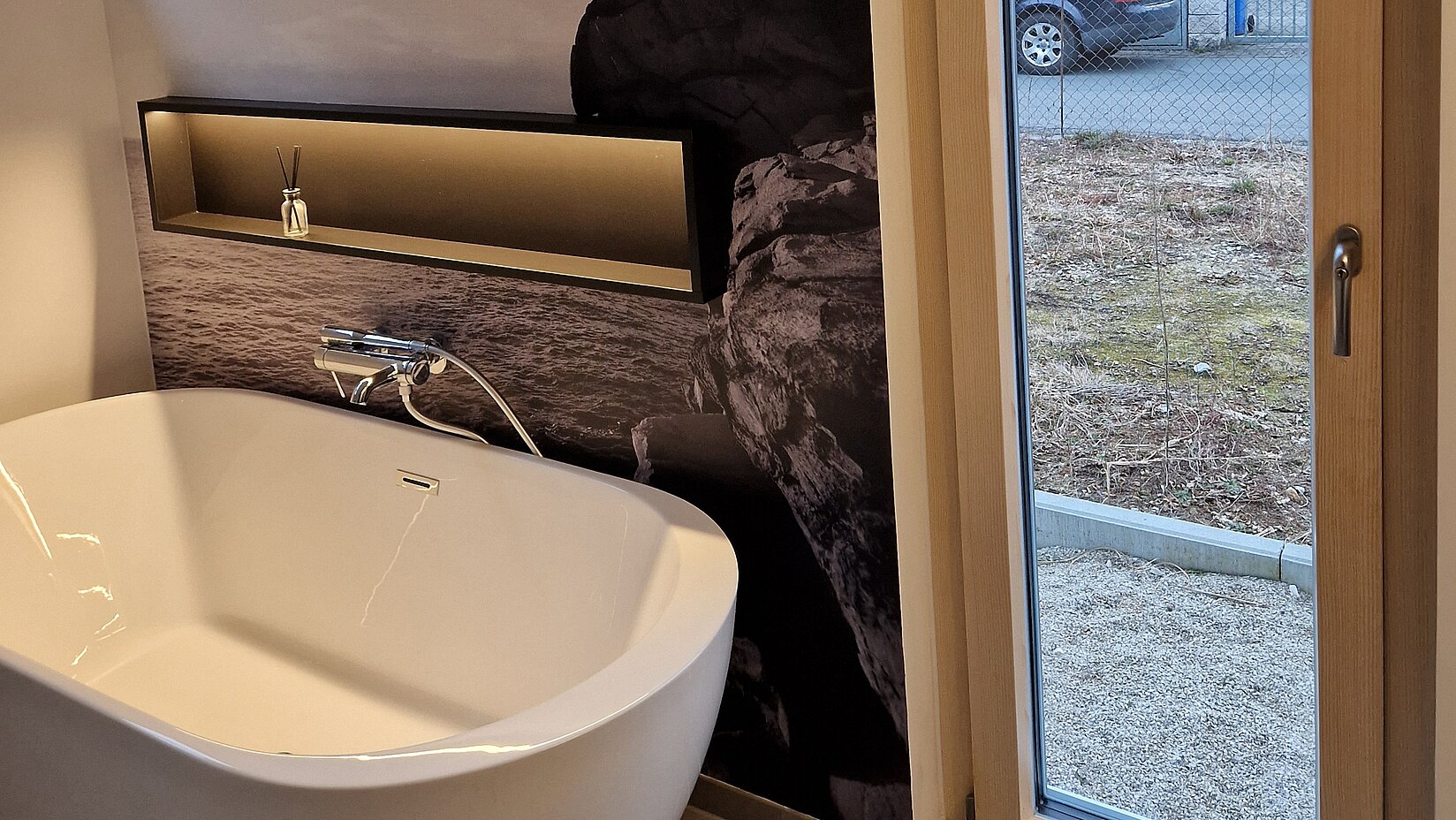 Hafttextil der Kooperation im Badezimmer